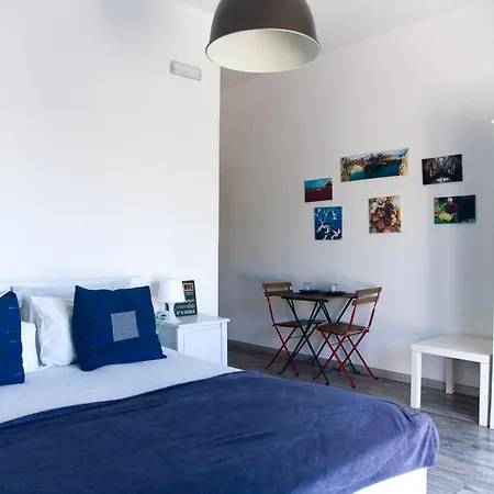 Alojamento de Acomodação e Pequeno-almoço Vento Di Mare 3*